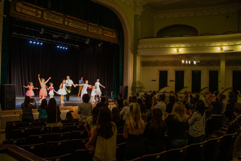 EL MUNICIPIO PUSO EN ACCIÓN AL TEATRO ESPAÑOL