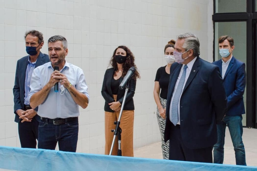 MERQUEL EN EL PALCO CON EL PRESIDENTE FERNANDEZ