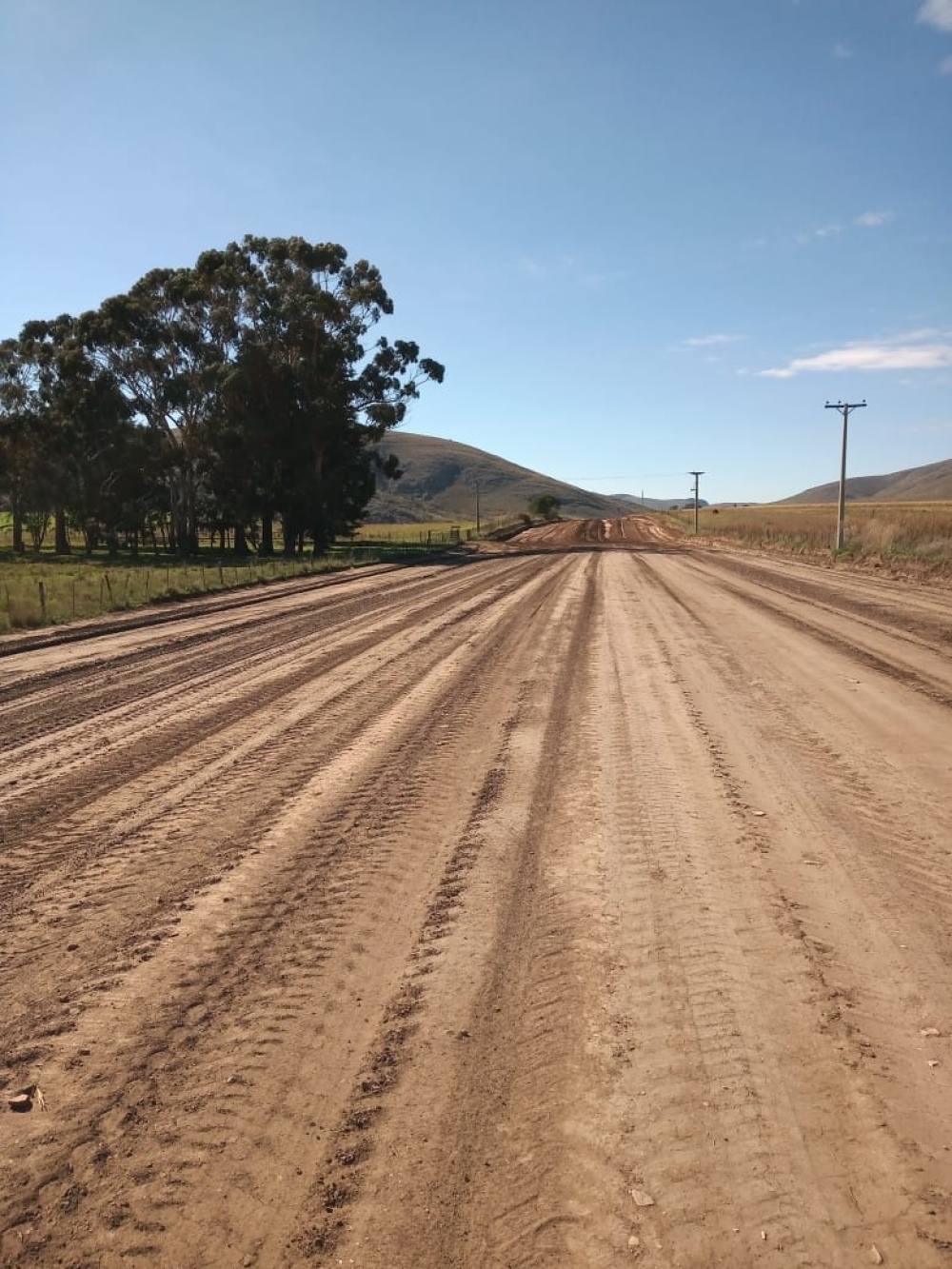 SIGUEN LOS TRABAJOS DE ARREGLOS Y MANTENIMIENTO EN LA RED VIAL DEL DISTRITO