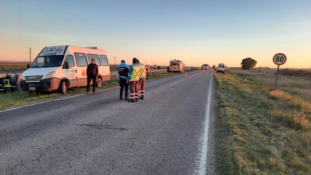 TRIPLE CHOQUE CON HERIDOS EN LA RUTA 33