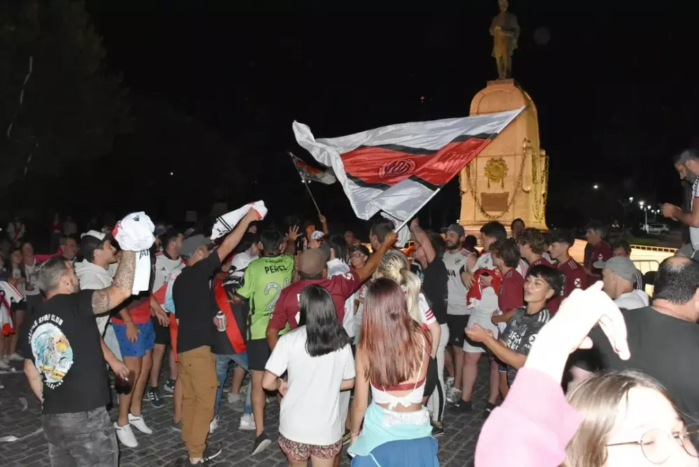 Festejo de los hinchas de River