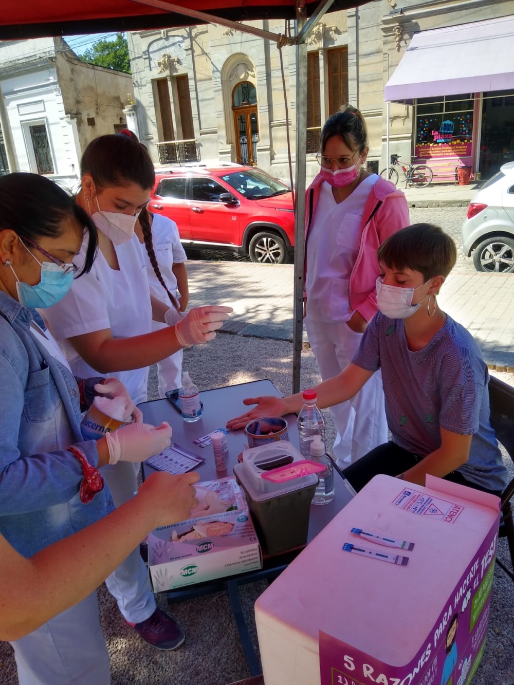 Jornada de concientización con testeos de VIH y sífilis