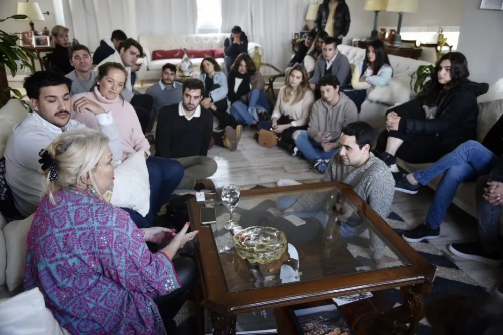 Lilita Carrió recibió en su casa a un concejal del distrito