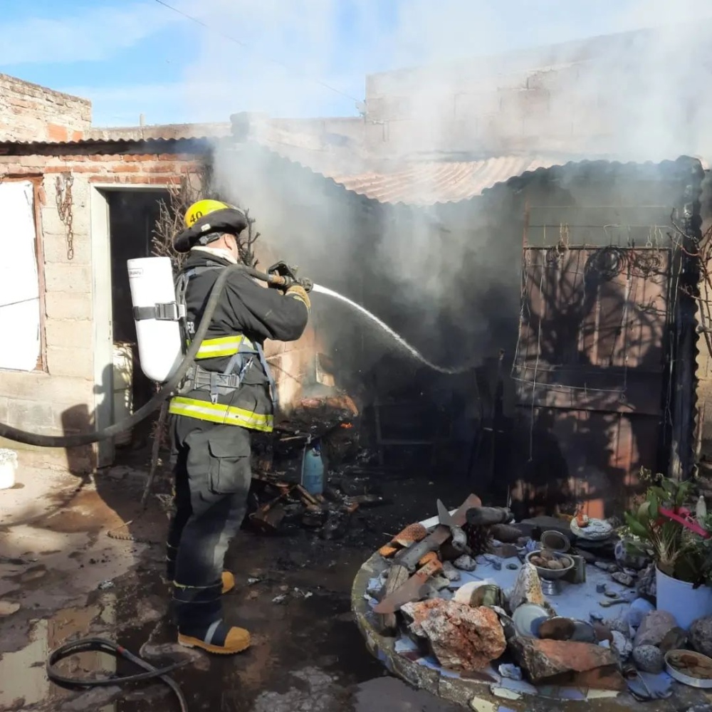 Incendio en un galponcito