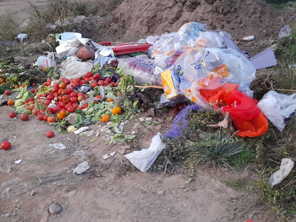 Vecinos del barrio de la ex curtiembre enojados