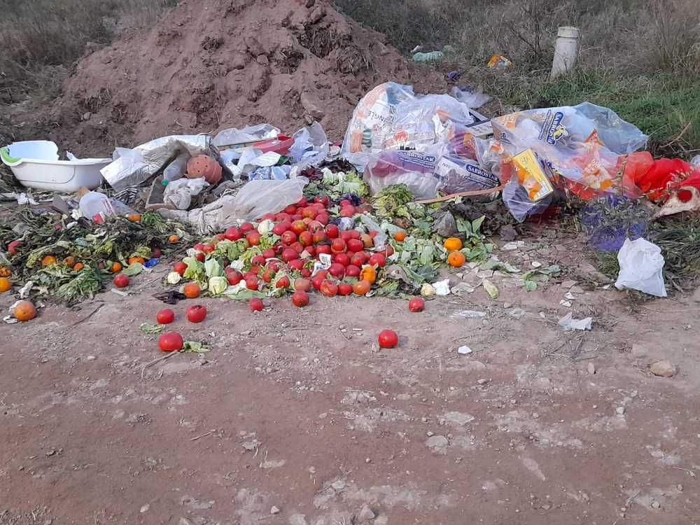 Vecinos del barrio de la ex curtiembre enojados