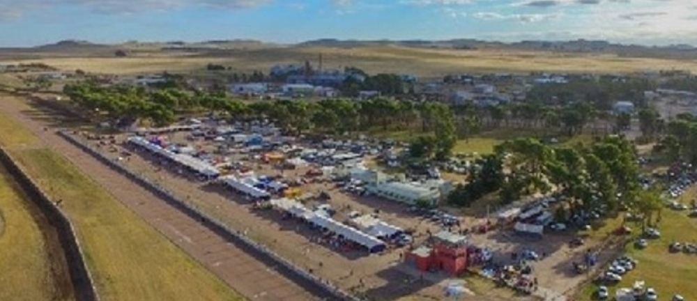 El Supercar y Mar y Sierras se suman a los 50 años del Auto Club