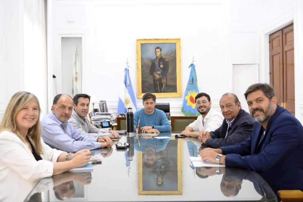 El Intendente electo Matías Nebot se reunió con Axel Kicillof