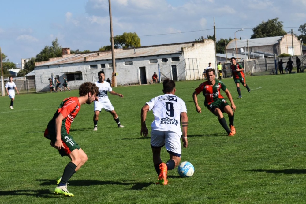 Argentino goleó por 8 a 2 a Deportivo Sarmiento