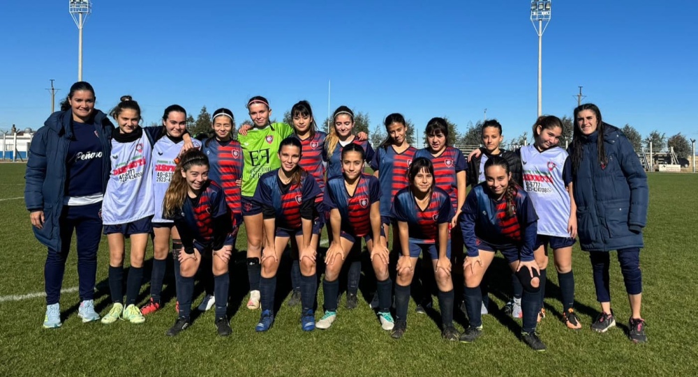 El puntero y el escolta de Sub 15 femenino quedaron a mano