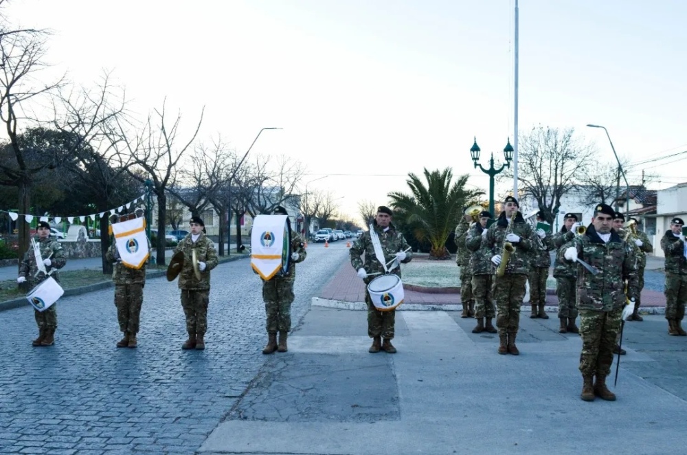 214° Aniversario del Primer Gobierno Patrio   