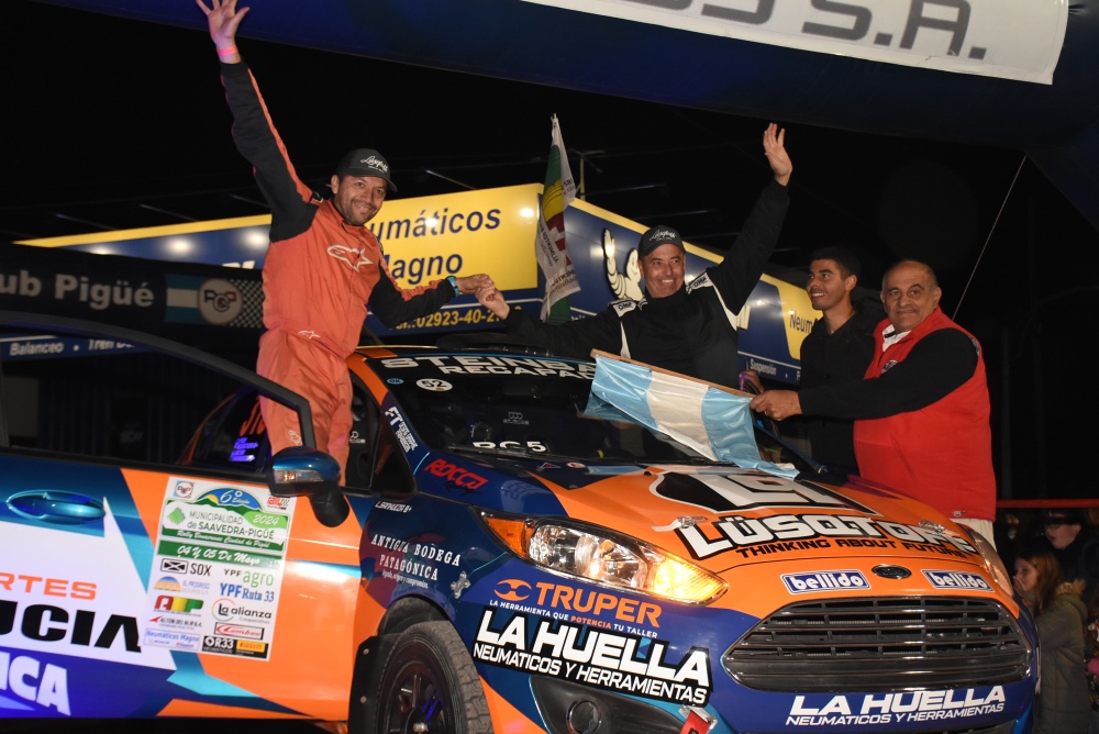 Largada simbólica del Rally Bonaerense que se corre en Pigüé