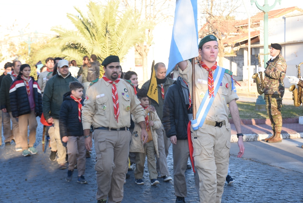 Desfile Cívico Militar en el día de la Patria