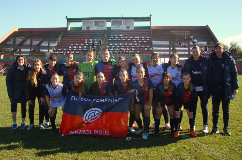 Las chicas de Peñarol cayeron ante Racing Club por 1 a 0