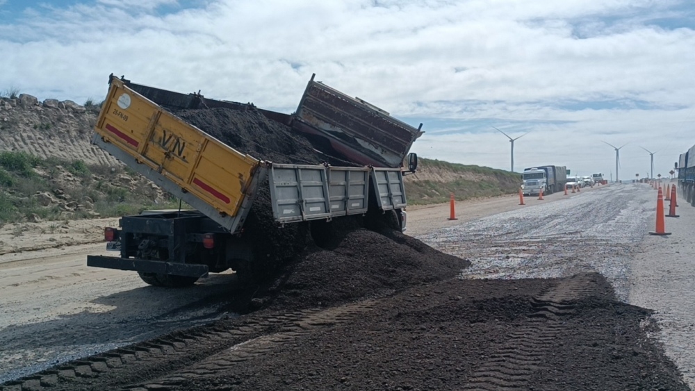 Trabajos de mejoramiento en el desvío del km 36 en la Ruta Nacional 33