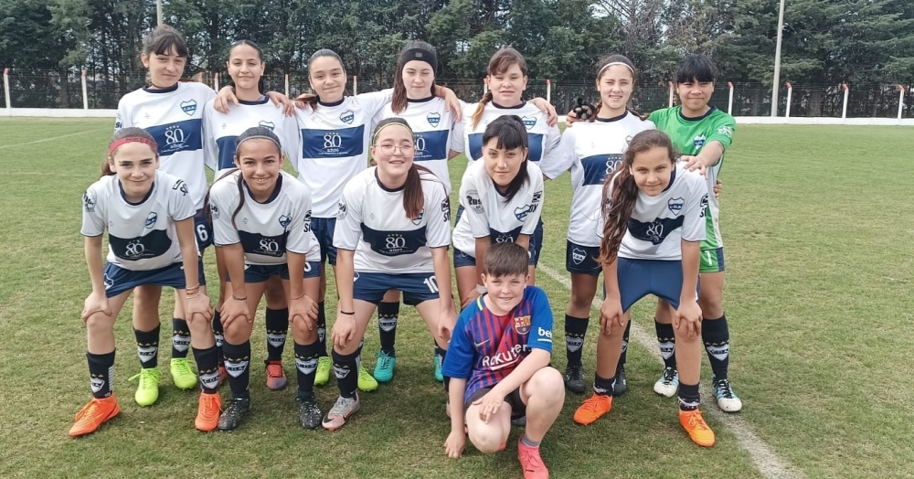 LRF Sub 15: Blanco y Negro no afloja su marcha