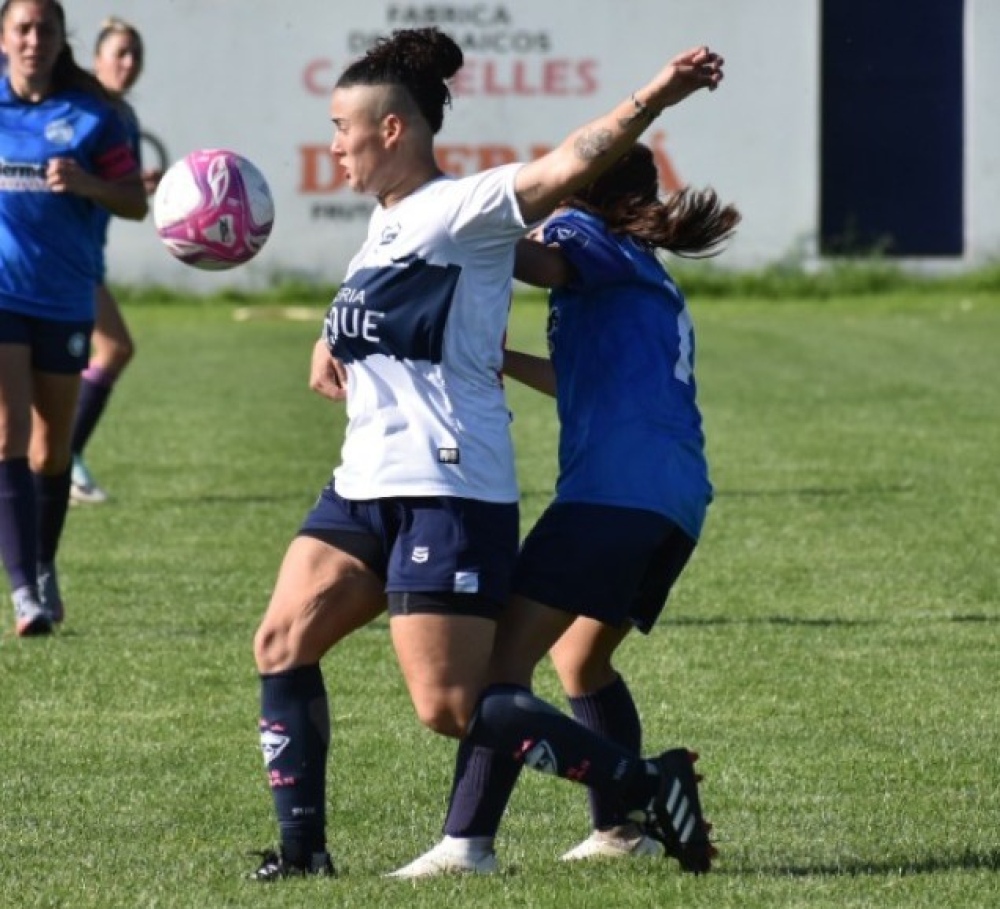 Fútbol Femenino: Sarmiento y Argentino siguen líderes en sus zonas