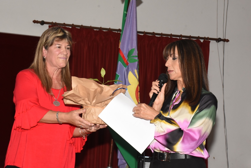 Acto y reconocimiento a las Cooperadoras Escolares