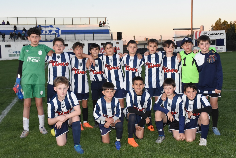 Puntapié inicial de la Copa Mundialito “Digna Santos”