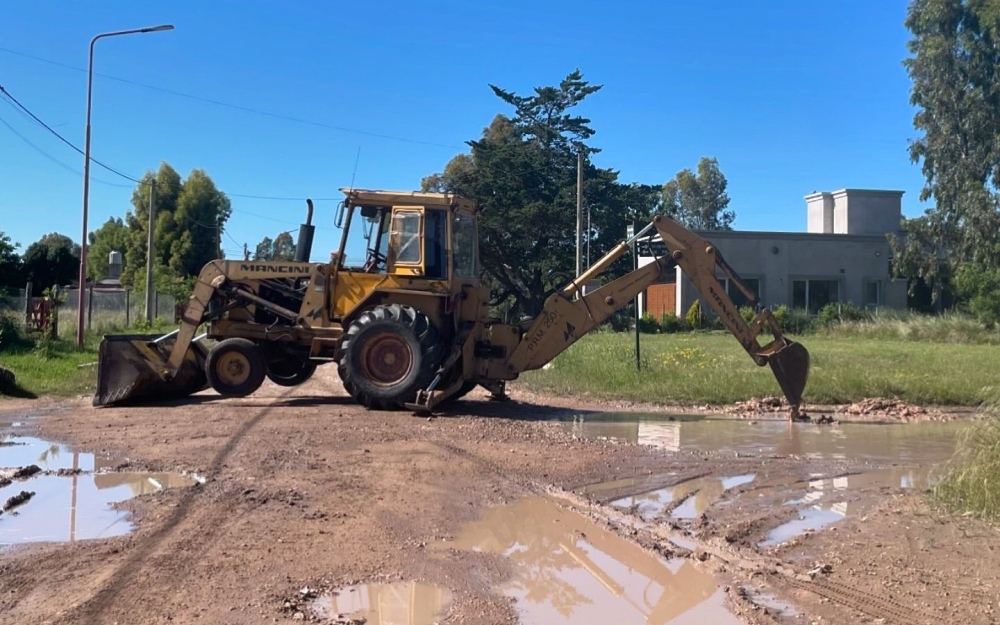 Obras de vialidad urbana en Arroyo Corto