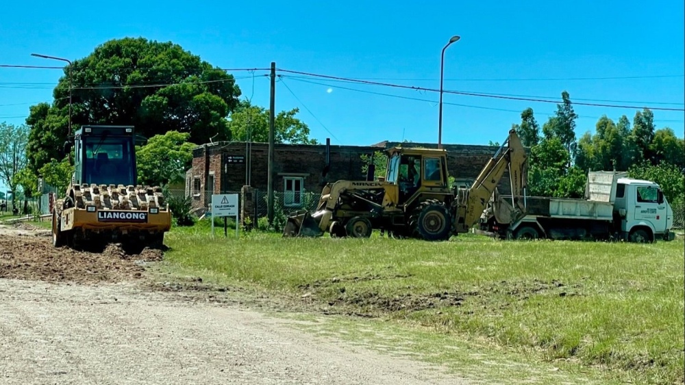 Obras de vialidad urbana en Arroyo Corto