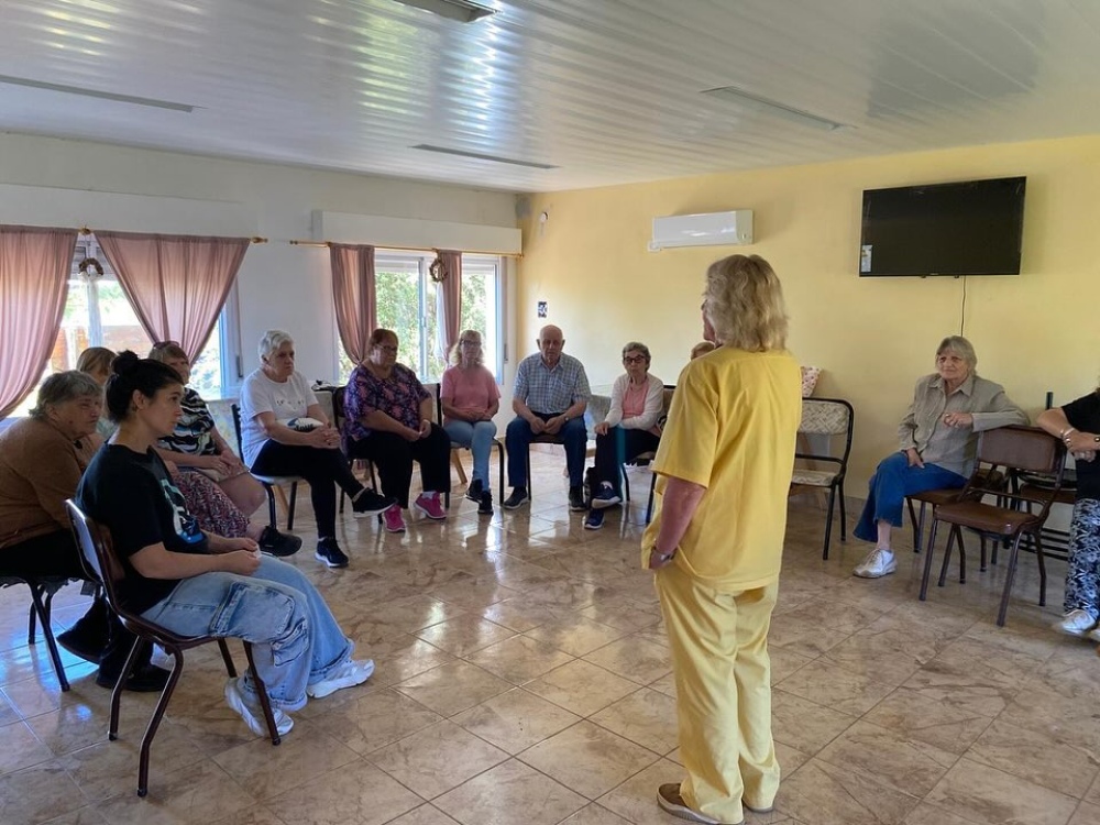 Charla sobre prevención y concientización de la diabetes en Dufaur 