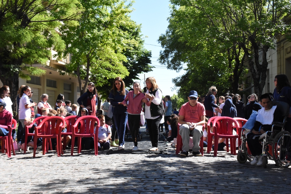 Cierre de los Juegos Olímpicos Paralímpicos en el Jardín Niño Jesús