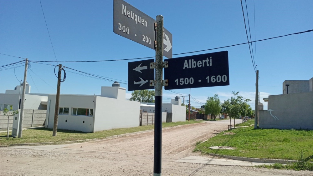 Establecer doble circulación en calle Neuquén entre Alberti y Diagonal Italia de Pigüé