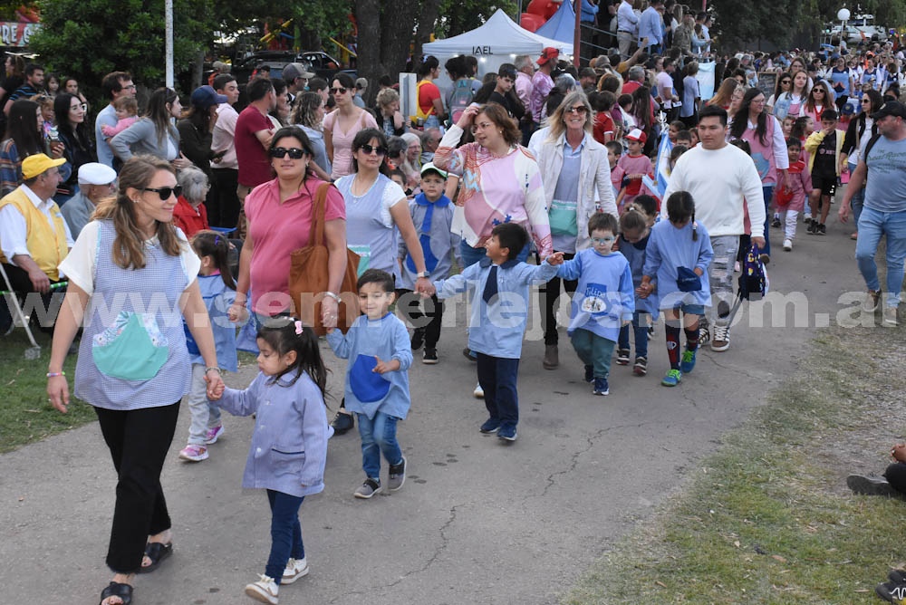 Desfile Cívico Militar