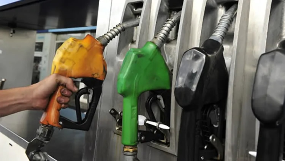 Aumentaron los combustibles