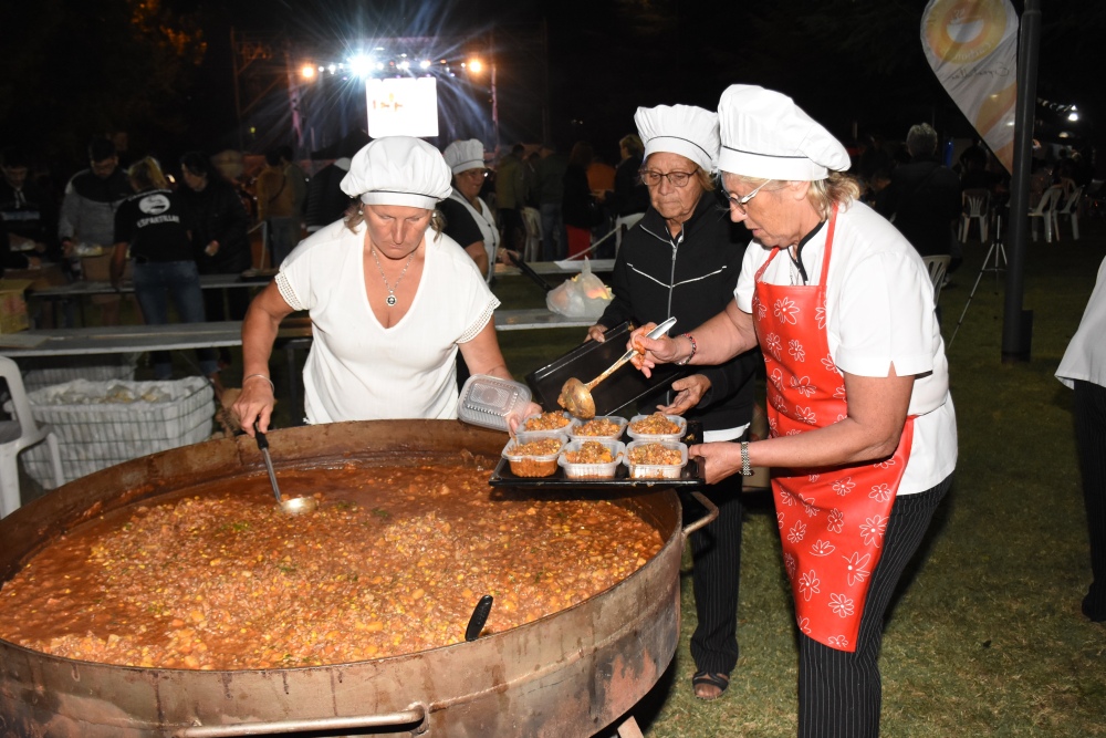 Se viene la 4ª Fiesta Provincial de la Carbonada en Espartillar