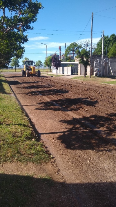 MANTENIMIENTO DE CALLES EN ARROYO CORTO