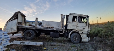 Un camionero de Pigüé se accidentó cerca de Chinchinales