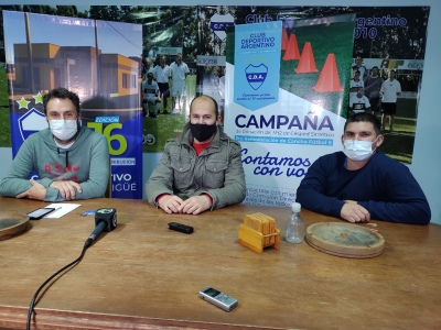 El Depor lanzó la campaña "del metro cuadrado de césped sintético"