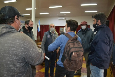 En pleno conflicto los municipales fueron al Concejo Deliberante