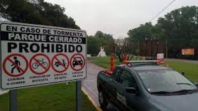 PARQUE MUNICIPAL CERRADO