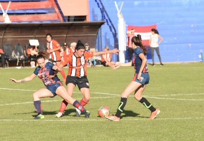 Dos líderes en el fútbol femenino