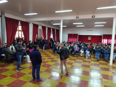 Ahora: Asamblea de trabajadores municipales