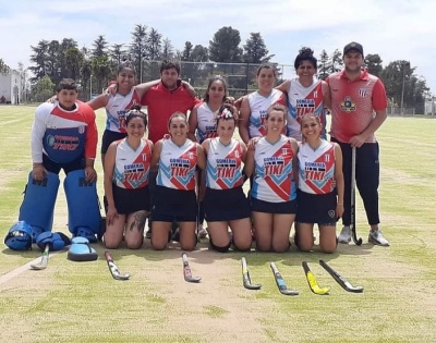 Campeonas!!!! Las Mamis Hóckey de Unión Pigüé