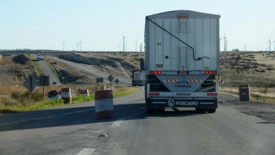 Se complica aún más la obra de la autopista en la ruta 33