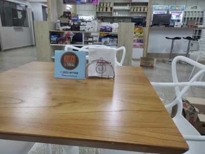 Inauguró la cafetería de la terminal